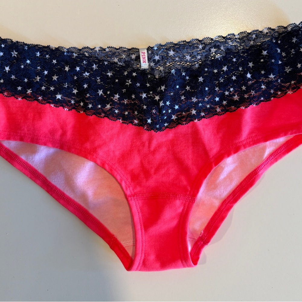 NWT Vintage Victoria's Secret Red with Blue Star Lace Hipster